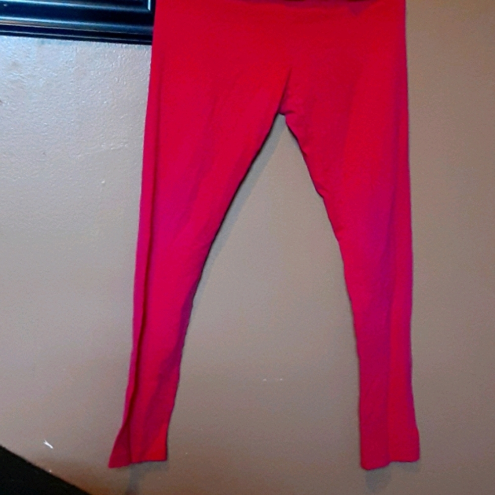 Pink leggings